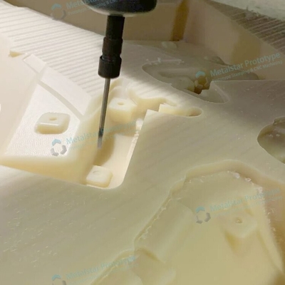 Prototyp für die CNC-Bearbeitung von Kunststoff aus ABS, der für Automobilmaschinen verwendet wird