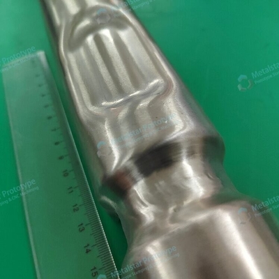 Dienstleistung für die Prototypstellung von Fahrzeugen mit schneller Tiefzugstempelung